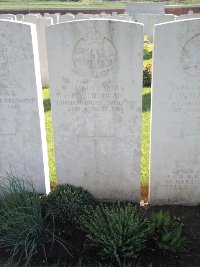 Warloy-Baillon Communal Cemetery Extension - Duncan, T W