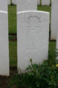 Warloy-Baillon Communal Cemetery Extension - Dyer, Frederick William