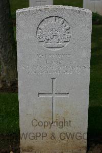 Warloy-Baillon Communal Cemetery Extension - Fox, John