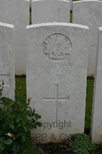 Warloy-Baillon Communal Cemetery Extension - Fry, Alan Fraser