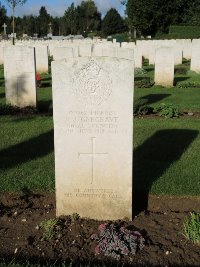 Warloy-Baillon Communal Cemetery Extension - Gargrave, Frederick John