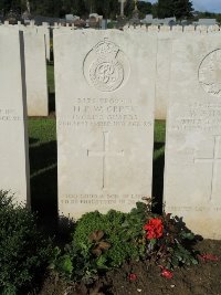 Warloy-Baillon Communal Cemetery Extension - Green, Hampden Ernest William
