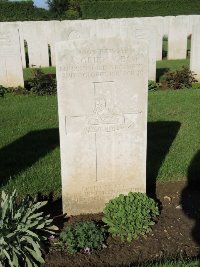 Warloy-Baillon Communal Cemetery Extension - Griffin, Ambrose