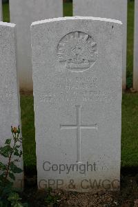 Warloy-Baillon Communal Cemetery Extension - Hannay, Peter