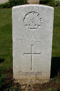 Warloy-Baillon Communal Cemetery Extension - Hansen, Stewart Murray