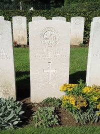 Warloy-Baillon Communal Cemetery Extension - Harper, J A