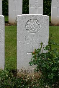Warloy-Baillon Communal Cemetery Extension - Heller, Frederick