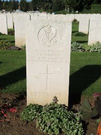 Warloy-Baillon Communal Cemetery Extension - Hoban, T E