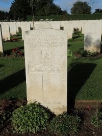 Warloy-Baillon Communal Cemetery Extension - Hodgson, Thomas William