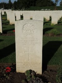 Warloy-Baillon Communal Cemetery Extension - Hodnett, J