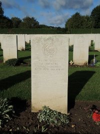 Warloy-Baillon Communal Cemetery Extension - Hopkins, J