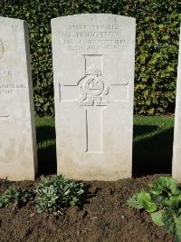 Warloy-Baillon Communal Cemetery Extension - Houghton, J