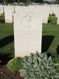 Warloy-Baillon Communal Cemetery Extension - Hudson, Alma