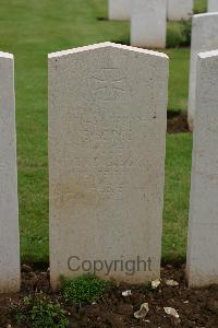 Warloy-Baillon Communal Cemetery Extension - Jasiok, Simon