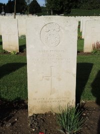 Warloy-Baillon Communal Cemetery Extension - Jones, Robert