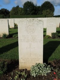 Warloy-Baillon Communal Cemetery Extension - Lang, W F