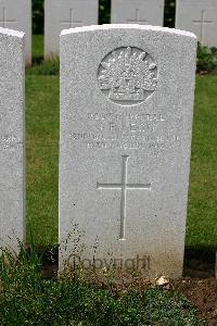 Warloy-Baillon Communal Cemetery Extension - Legg, James Frederick