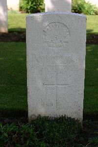 Warloy-Baillon Communal Cemetery Extension - Leveson, John Henry