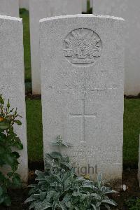 Warloy-Baillon Communal Cemetery Extension - Long, John