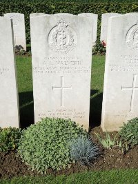 Warloy-Baillon Communal Cemetery Extension - Malvern, G L