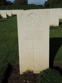 Warloy-Baillon Communal Cemetery Extension - Mason, F