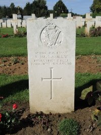 Warloy-Baillon Communal Cemetery Extension - McCauley, Robert