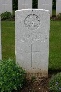 Warloy-Baillon Communal Cemetery Extension - McCrow, Alexander Frank