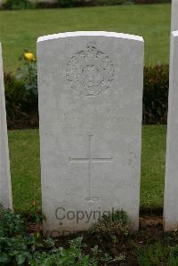 Warloy-Baillon Communal Cemetery Extension - McDonald, William Maitland