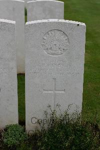 Warloy-Baillon Communal Cemetery Extension - McKenzie, Walter Rae