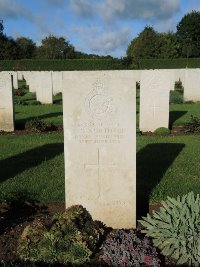 Warloy-Baillon Communal Cemetery Extension - Northrop, F G