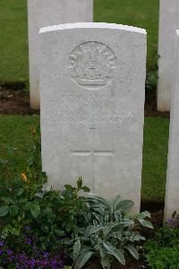 Warloy-Baillon Communal Cemetery Extension - Pert, Stanley