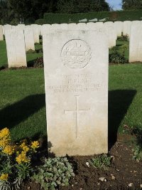 Warloy-Baillon Communal Cemetery Extension - Platt, T H
