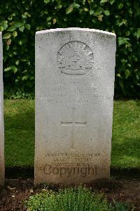 Warloy-Baillon Communal Cemetery Extension - Plumb, Reginald William Albert