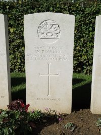 Warloy-Baillon Communal Cemetery Extension - Powell, W