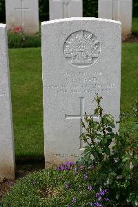 Warloy-Baillon Communal Cemetery Extension - Read, Charles Louis