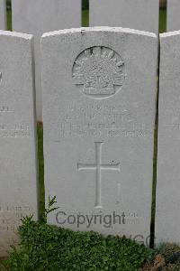 Warloy-Baillon Communal Cemetery Extension - Richards, Joseph Roy