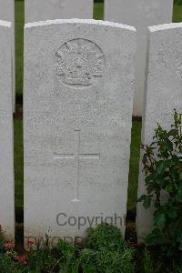 Warloy-Baillon Communal Cemetery Extension - Shields, Richard Thompson
