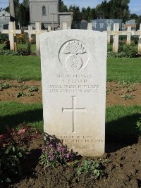 Warloy-Baillon Communal Cemetery Extension - Sloan, J