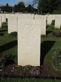 Warloy-Baillon Communal Cemetery Extension - Stevens, F C