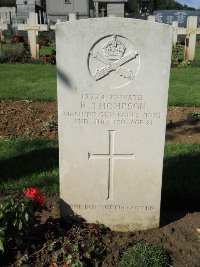 Warloy-Baillon Communal Cemetery Extension - Thompson, Robert