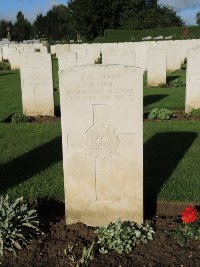 Warloy-Baillon Communal Cemetery Extension - Thorn, T H