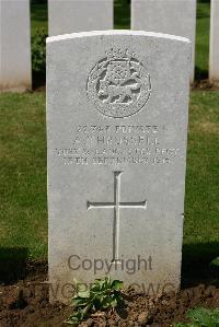 Warloy-Baillon Communal Cemetery Extension - Thrussell, A