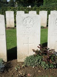 Warloy-Baillon Communal Cemetery Extension - Tolson, J B