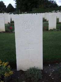 Warloy-Baillon Communal Cemetery Extension - Underwood, Walter William