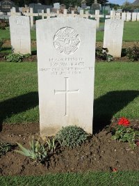 Warloy-Baillon Communal Cemetery Extension - Wallace, J W
