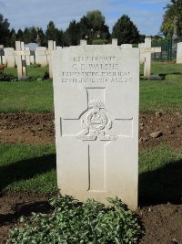 Warloy-Baillon Communal Cemetery Extension - Walshe, G E
