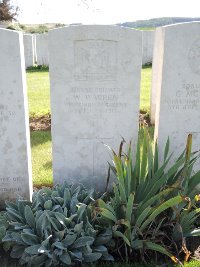 Warloy-Baillon Communal Cemetery Extension - Warren, W