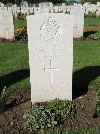 Warloy-Baillon Communal Cemetery Extension - Webb, Oswald Brooke