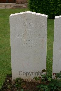 Warloy-Baillon Communal Cemetery Extension - Wehner, Albert