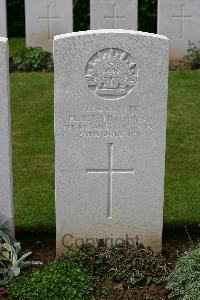 Warloy-Baillon Communal Cemetery Extension - Whiteford, Harold Thomas
